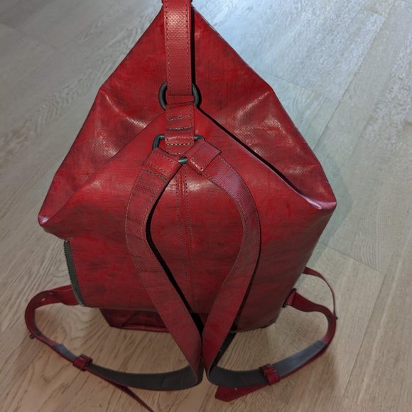 Freitag R123 Backpack Woolf - Dirty red - Very rare to find and discontinued - Picture 2 of 11